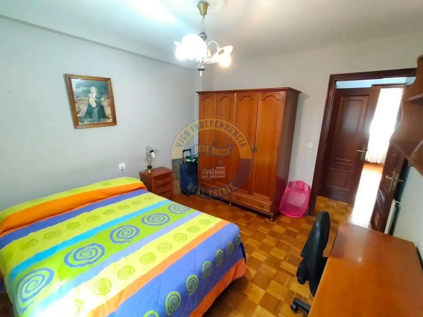 Piso de alquiler en Calle TORRECEDEIRA, Berbés - Peritos