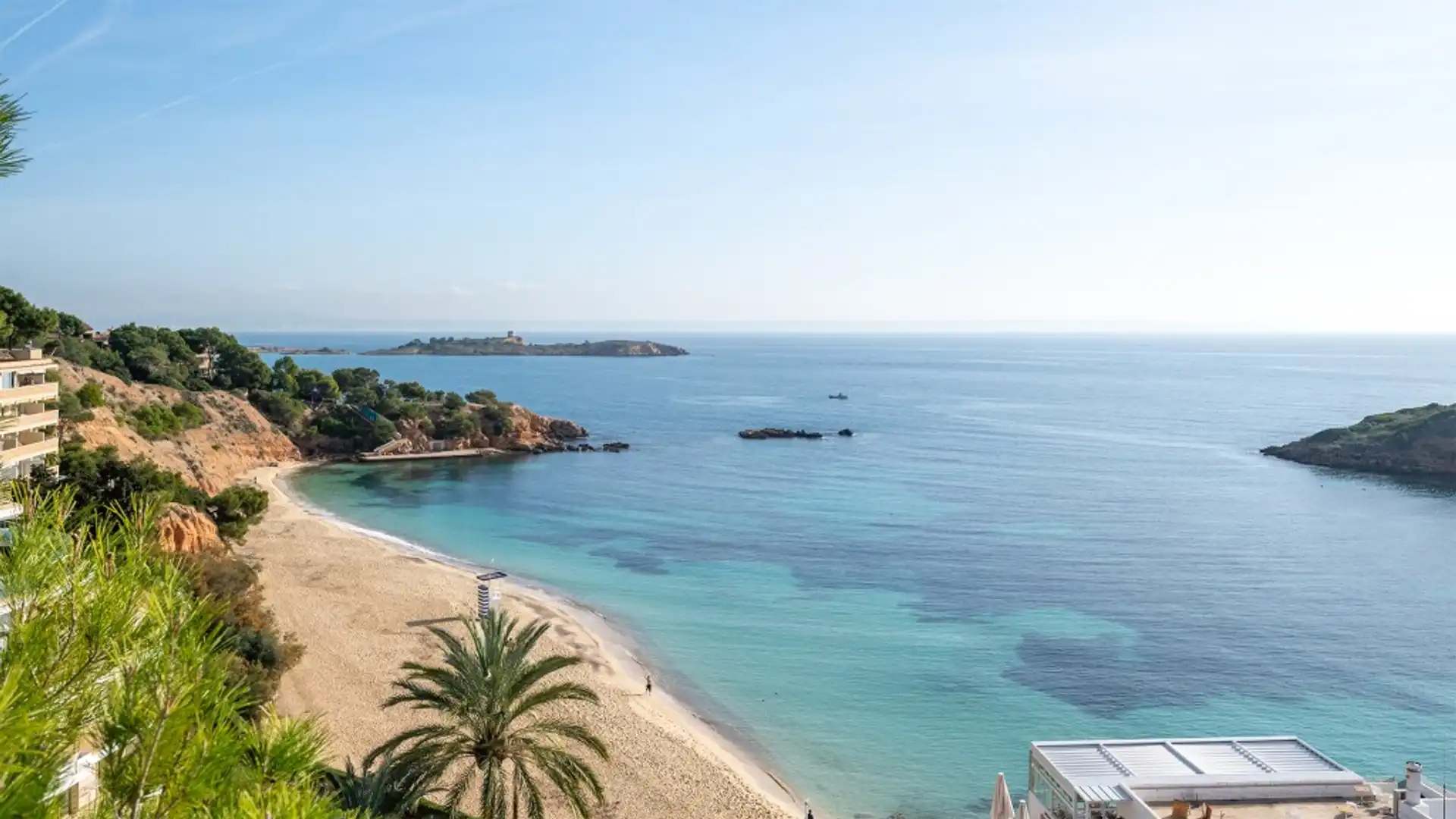 Außenansicht von Wohnungen zum Verkauf in Calvià mit Klimaanlage, Terrasse und Gemeinschaftspool