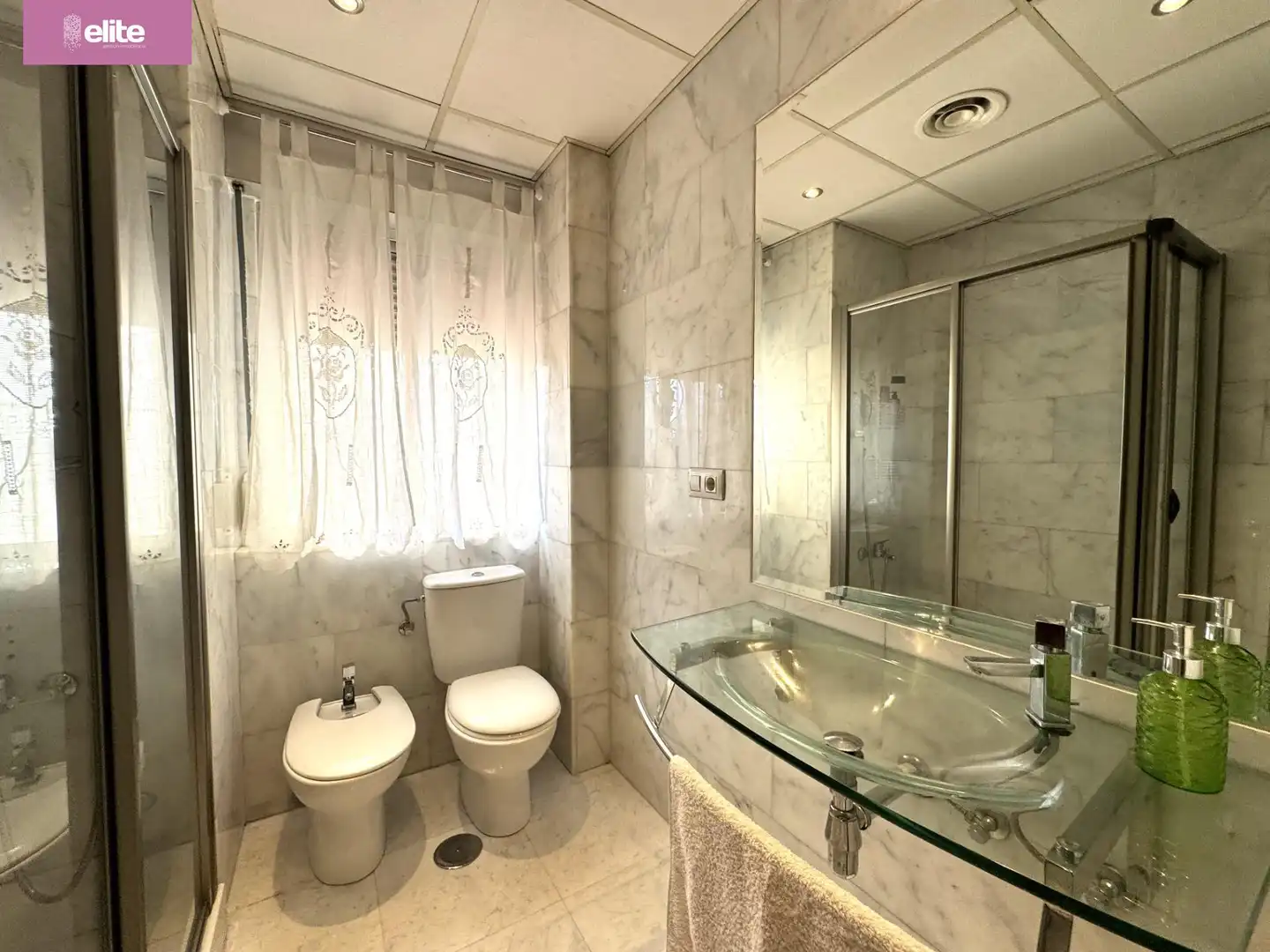 Bathroom of Flat for sale in Jerez de la Frontera