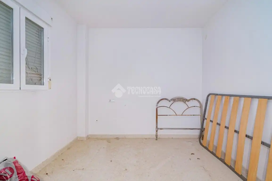 Dormitori de Casa adosada en venda en Loja