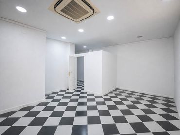 Local comercial en venda a Calle Mesones 23