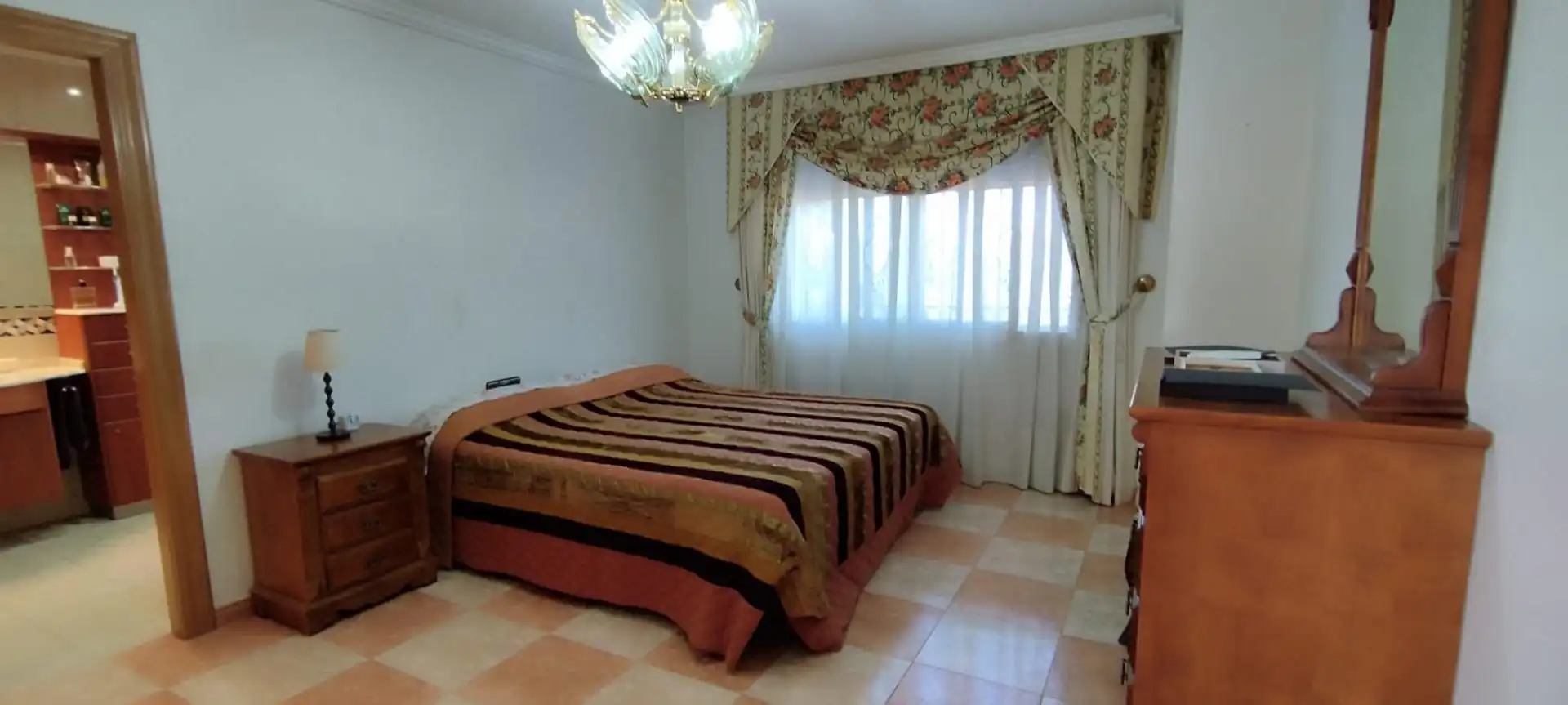 Bedroom of Houses for sale in Elche / Elx  with Air Conditioner, Private garden and Terrace