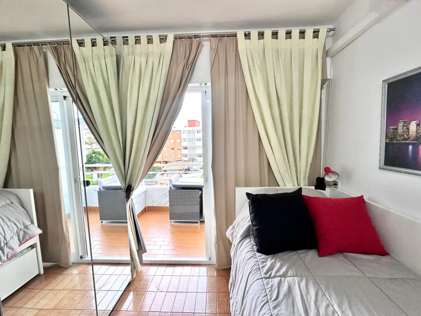 Vivienda con piscina en venta en Avenida Benalmádena, imagen 3