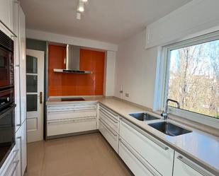 Kitchen of Duplex to rent in Santiago de Compostela   with Heating, Parquet flooring and Terrace