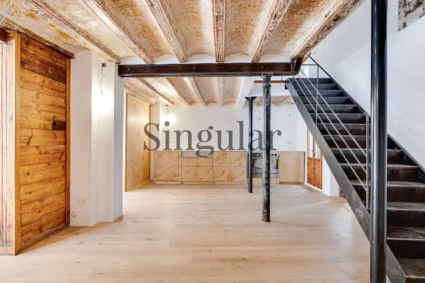 Dúplex con ascensor en venta en Ciutat Vella