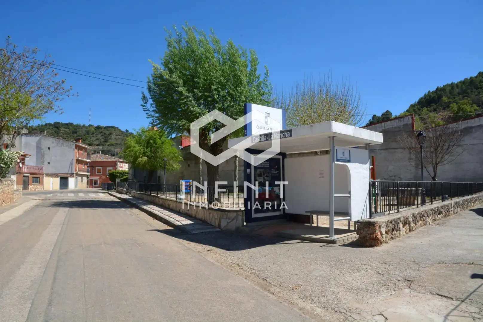 Vista exterior de Casa o xalet en venda en Moratilla de los Meleros amb Traster i Balcó