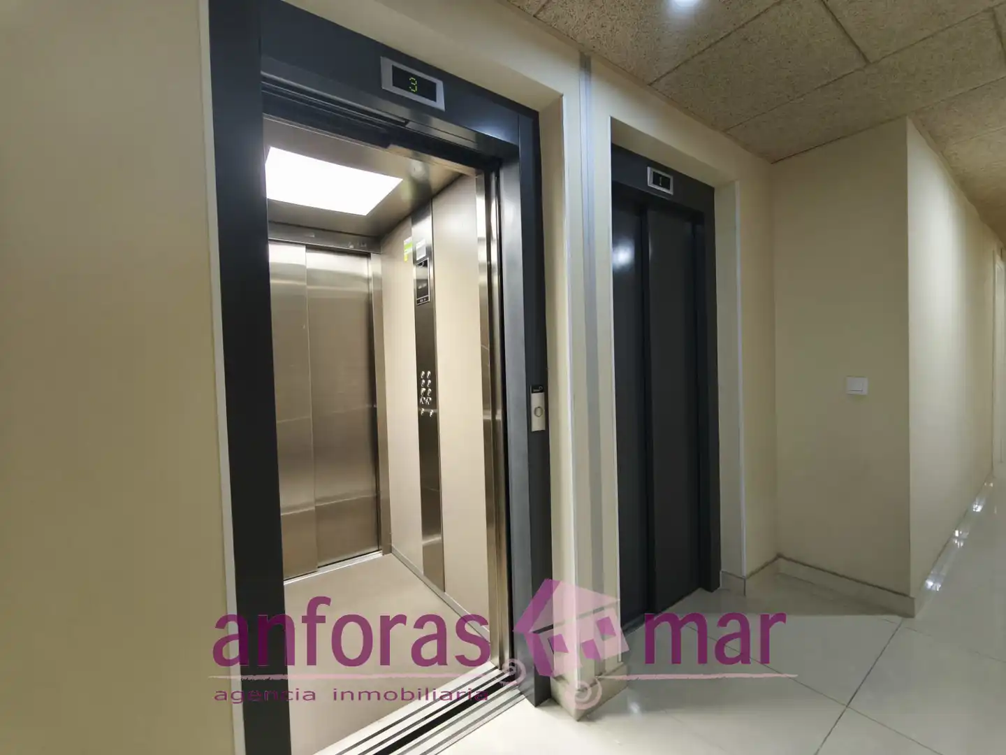 Wohnung zum Verkauf in Torredembarra mit Klimaanlage, Heizung und Terrasse