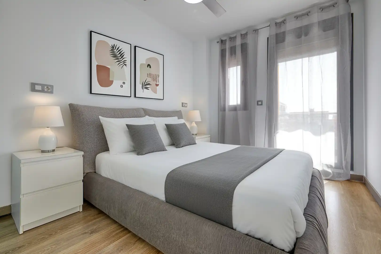 Wohnung zur Miete in Calle Músico Vicente Spiteri, PAU 5