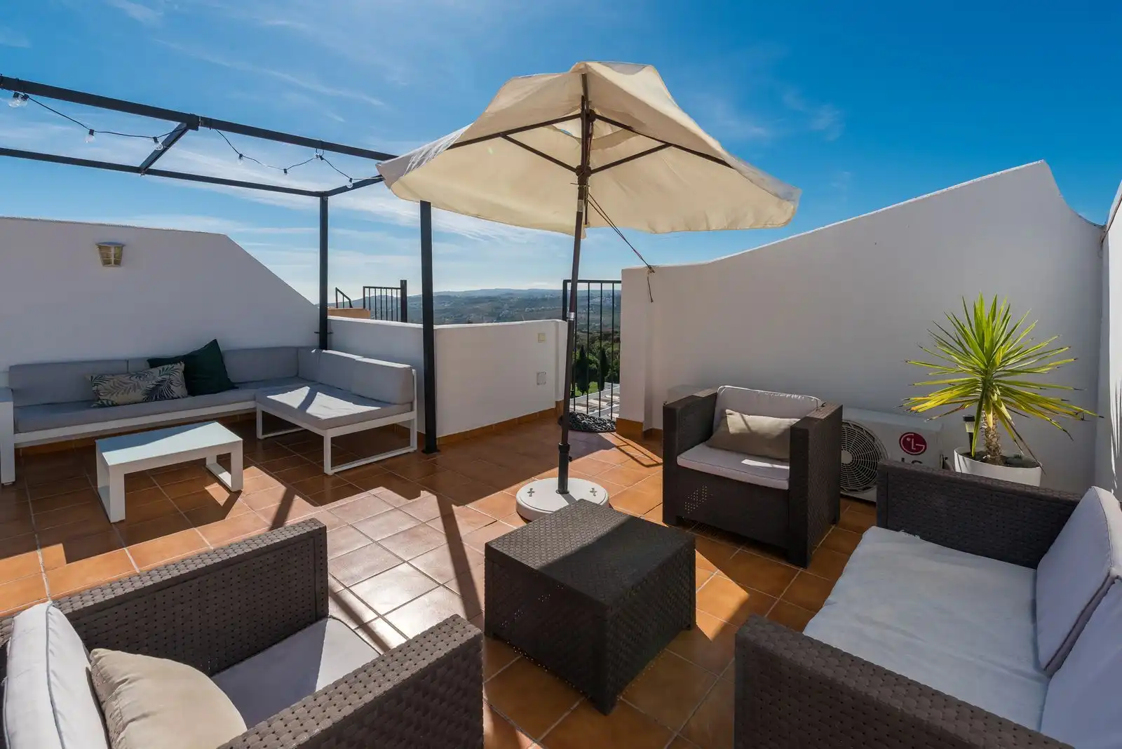Penthouse with pool for sale in Casares pueblo, imagen 27