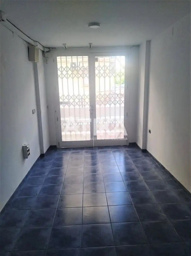 Locale commerciale in vendita a Sant Josep - Zona Hospital, imagen 19