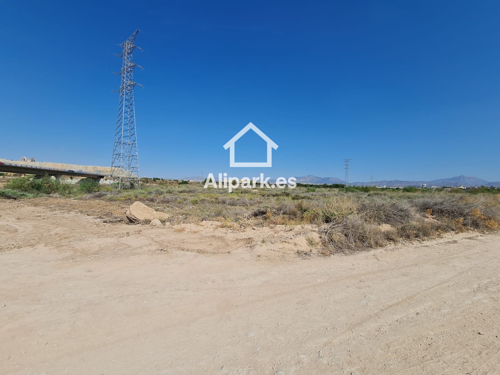 Land for sale in Alicante / Alacant