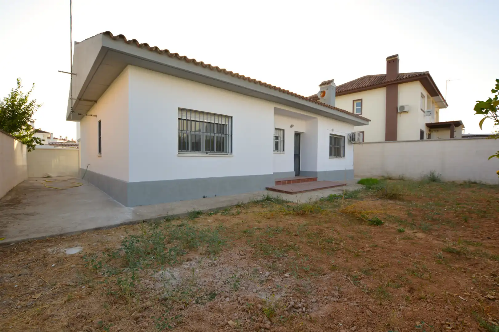 Vista exterior de Casa o xalet en venda en Espartinas Pueblo