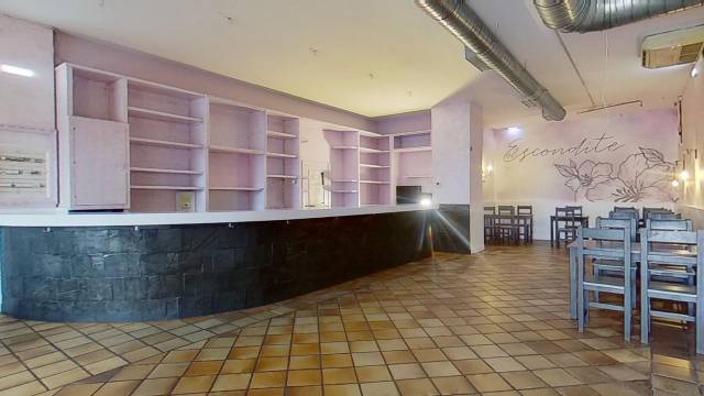 Local comercial en Alquiler en  C. Peñuelas, 12 en Torrejón de la Calzada