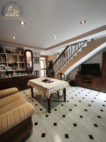 Casa adosada en Venta en Calle del Río Espartero en Morón de la Frontera