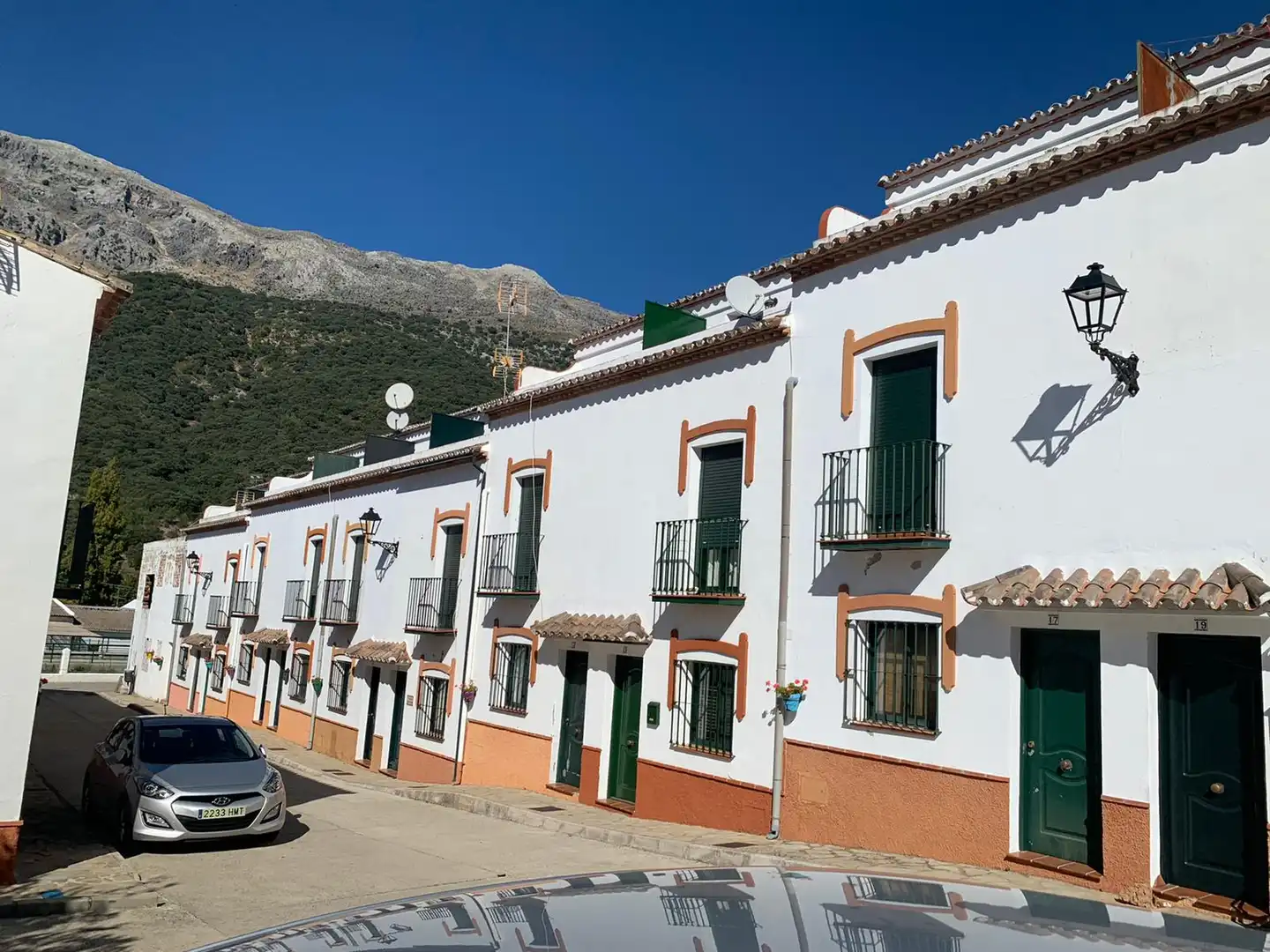 Vista exterior de Casa adosada en venda en Jimera de Líbar