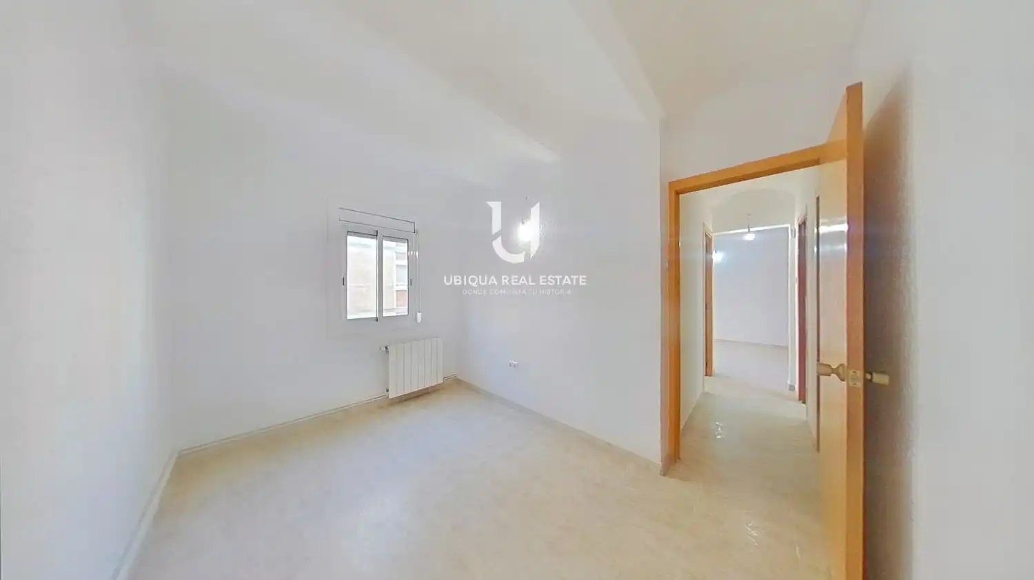 Schlafzimmer von Wohnung zum Verkauf in Sant Feliu de Llobregat mit Heizung und Ofen