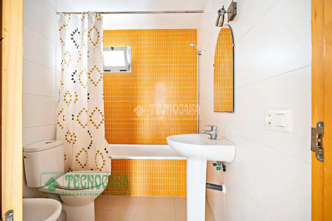 Baño de Piso en venta en El Ejido con Aire acondicionado