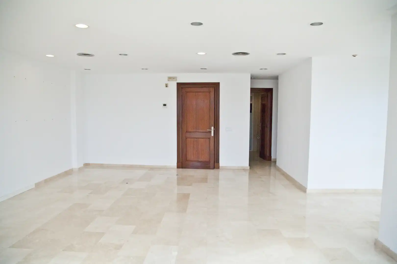 Gewerbefläche zur Miete in Passeig Marítim 26, imagen 11