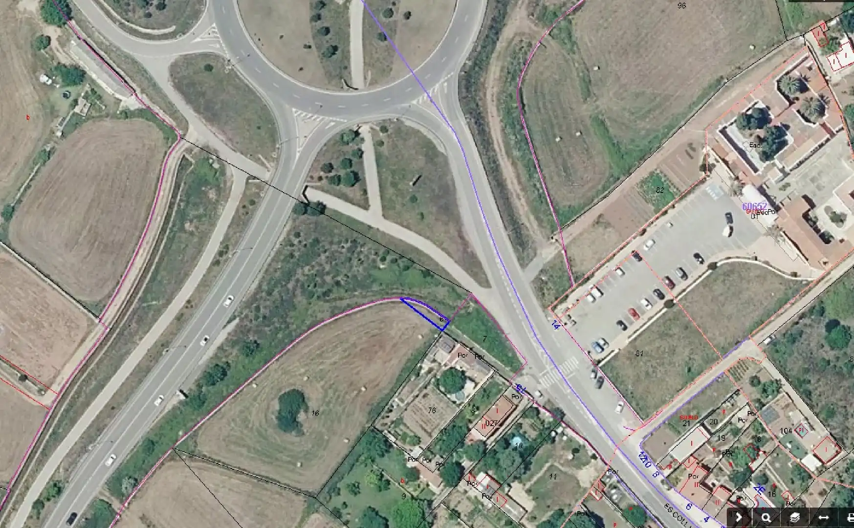 Terreny residencial en venda a Ferreries poble, imagen 6
