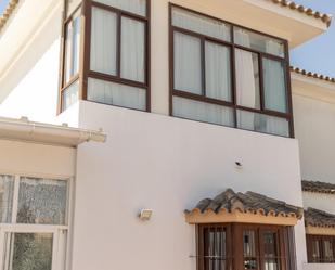 Exterior view of Single-family semi-detached for sale in Chiclana de la Frontera  with Air Conditioner, Heating and Terrace