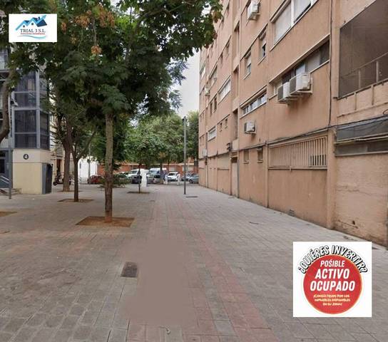 Piso en Venta en Calle de Muret en El Besós i el Maresme