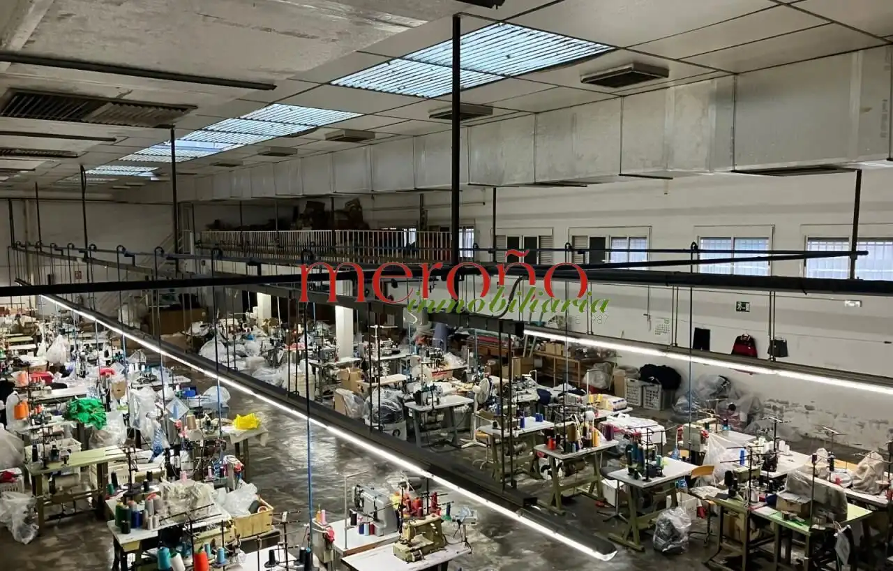 Nave industrial en venta en Centro