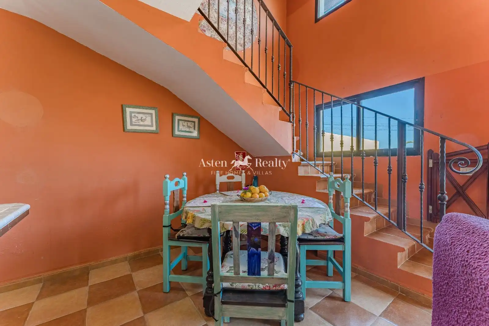 Casa adosada en venda en San Miguel de Abona amb Jardí privat, Terrassa i Moblat