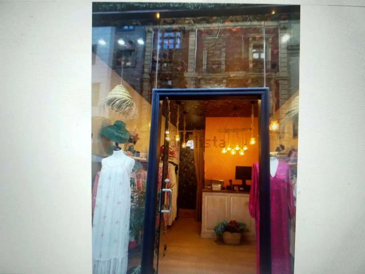 Local comercial en traspàs a Calle Cabrales