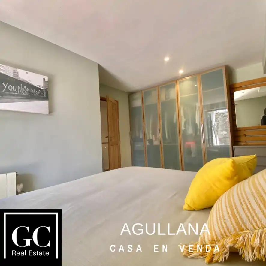 Dormitori de Casa adosada en venda en Agullana amb Calefacció i Terrassa