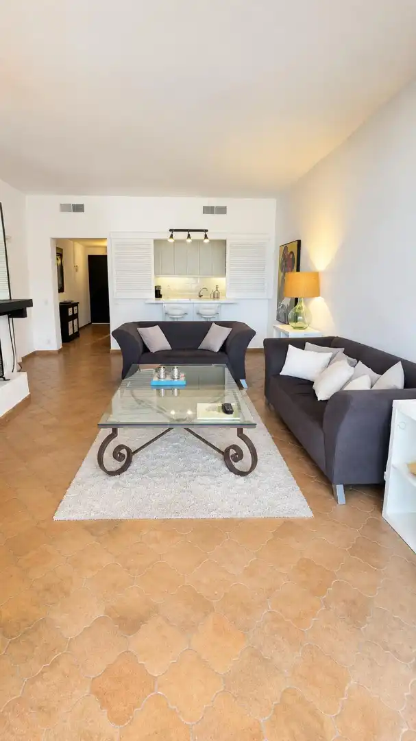 Sala d'estar de Pis en venda en Marbella amb Aire condicionat, Calefacció i Terrassa