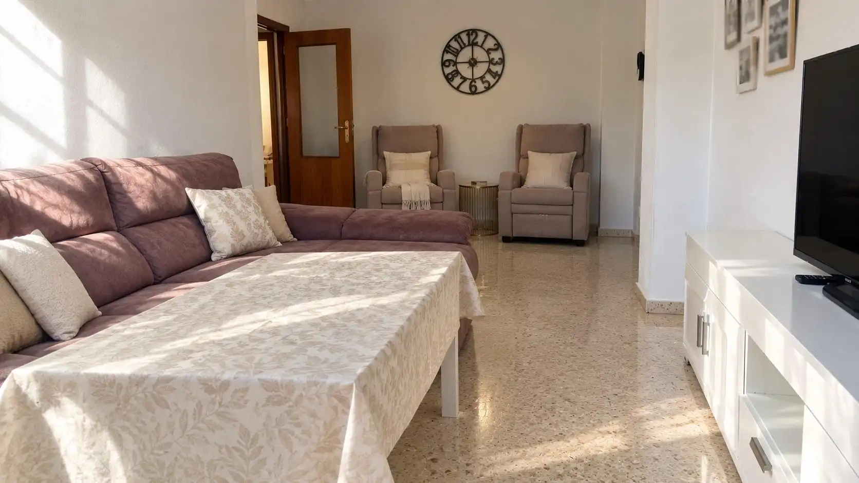 Flat with terrace for sale in La Vega