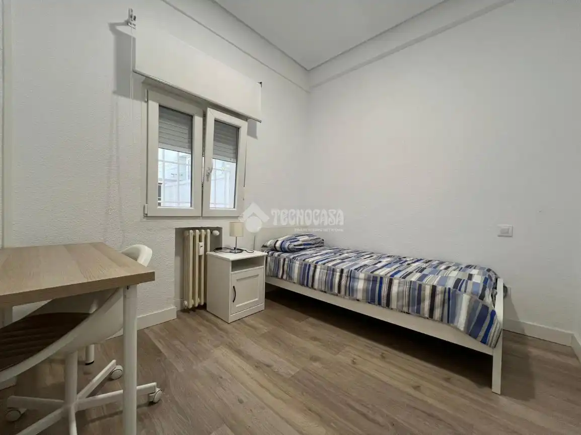 Habitación de Piso en venta en Madrid