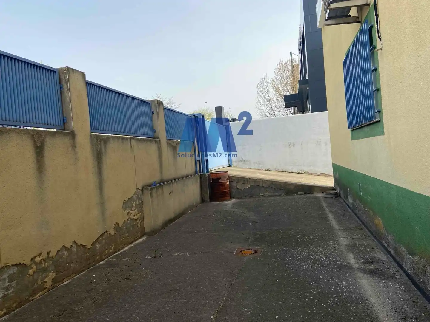 Fabrikhallen zum Verkauf in Hierro, Cobeña