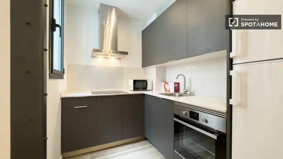 Habitació a La Nova Esquerra de l'Eixample