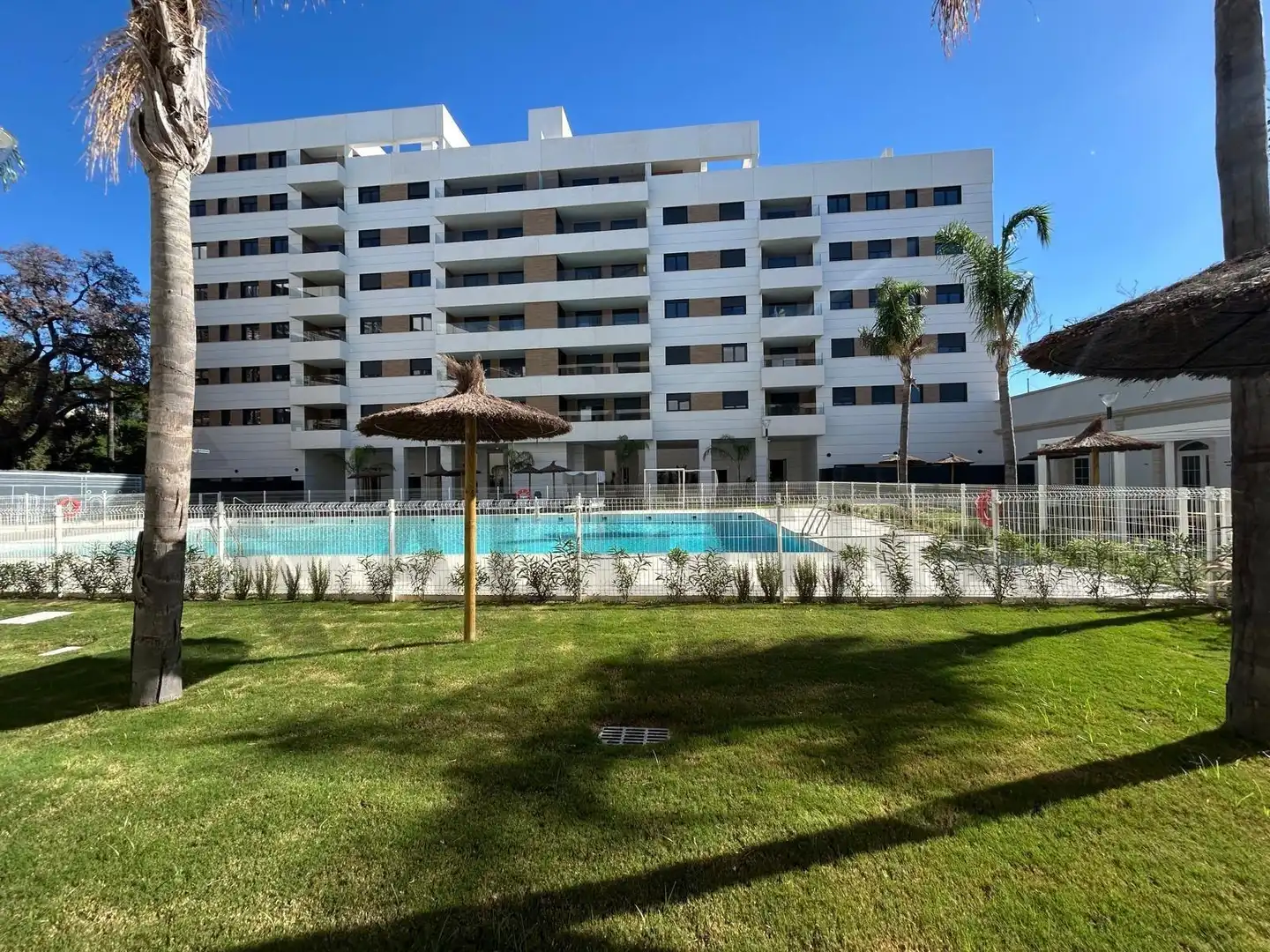 Swimming pool of Flat for rent in Jerez de la Frontera  with Air Conditioner, Private garden and Terrace
