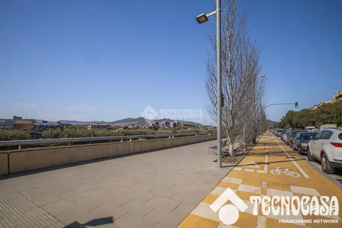 Local comercial en venda a Riu Sud, imagen 17