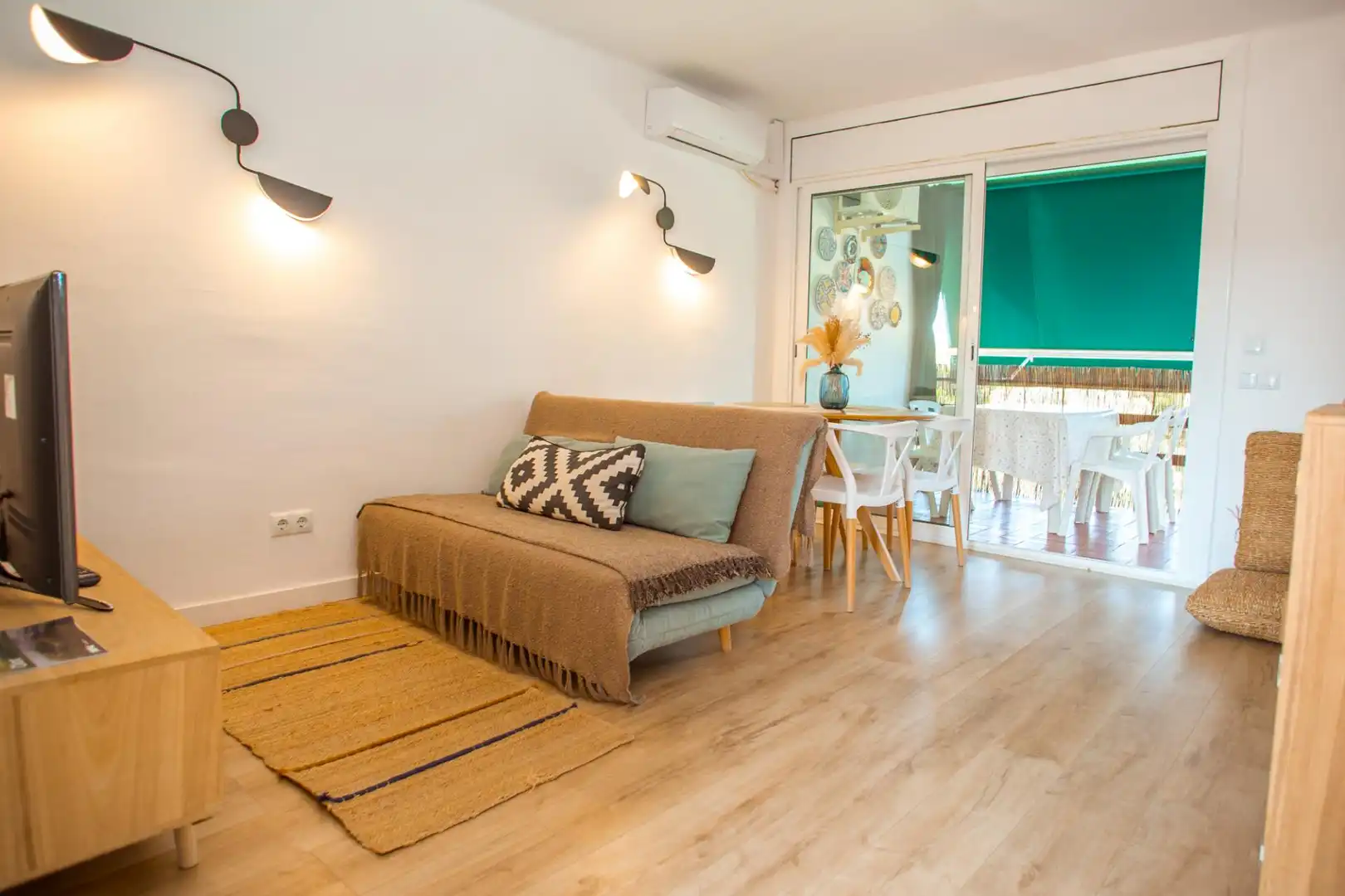 Living room of Flat for sale in Tossa de Mar  with Heating, Swimming Pool and Furnished