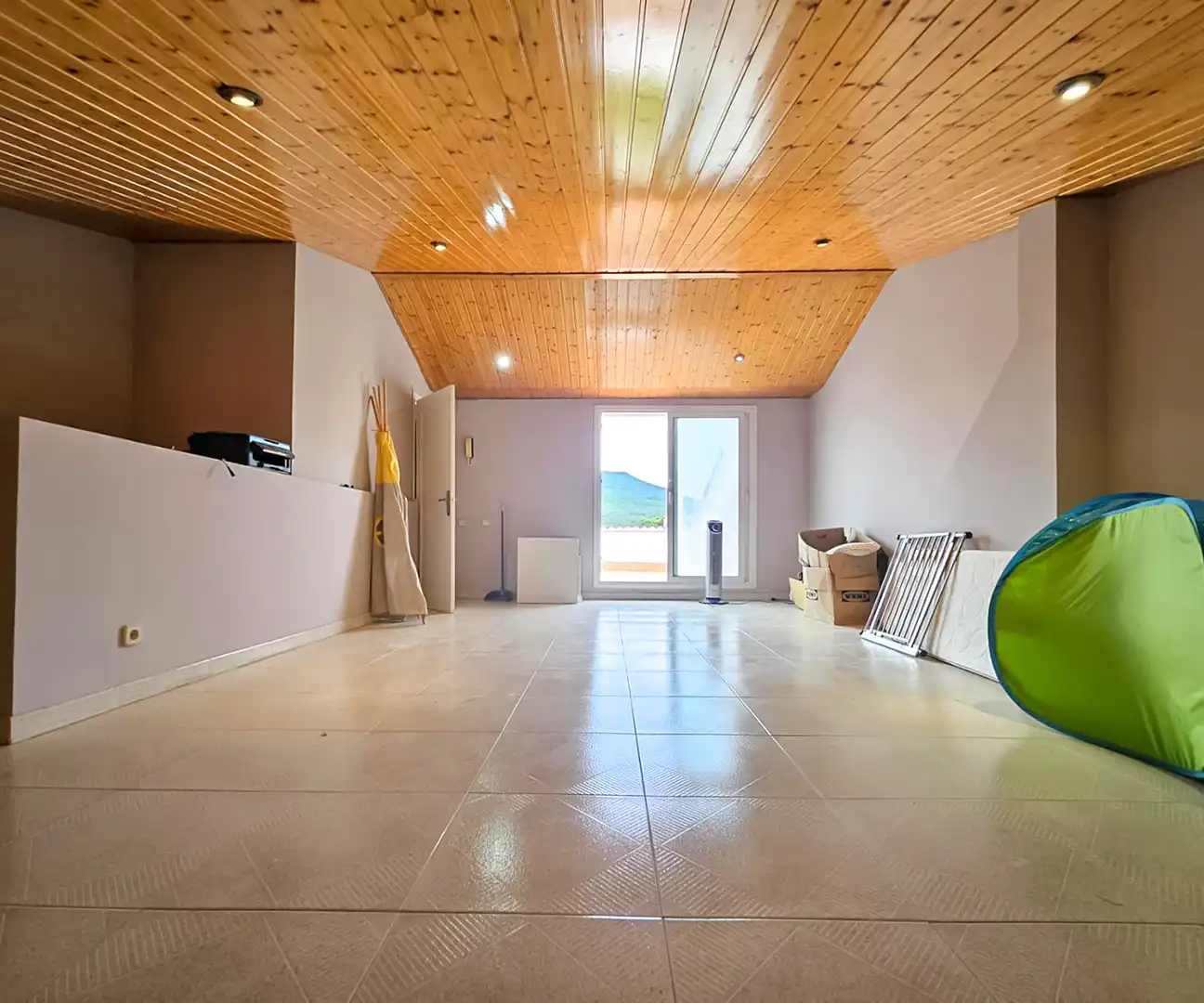 Adosado con terraza en venta en Carrer Viladomat, imagen 24