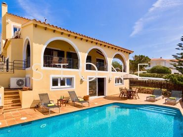 Casa amb piscina en venda a Cala en Blanes