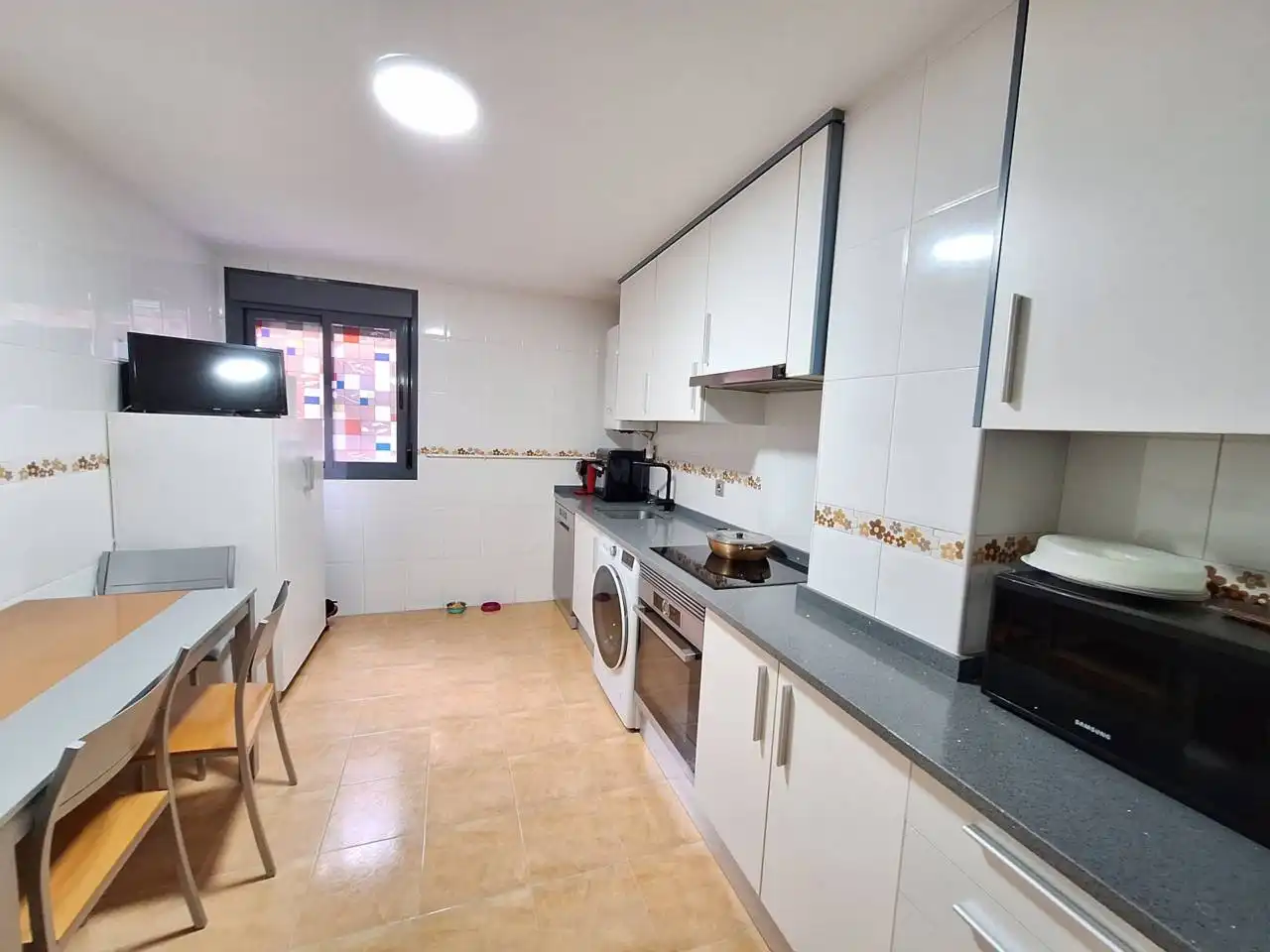 Cuina de Pis en venda en Fuenlabrada amb Aire condicionat, Calefacció i Parquet