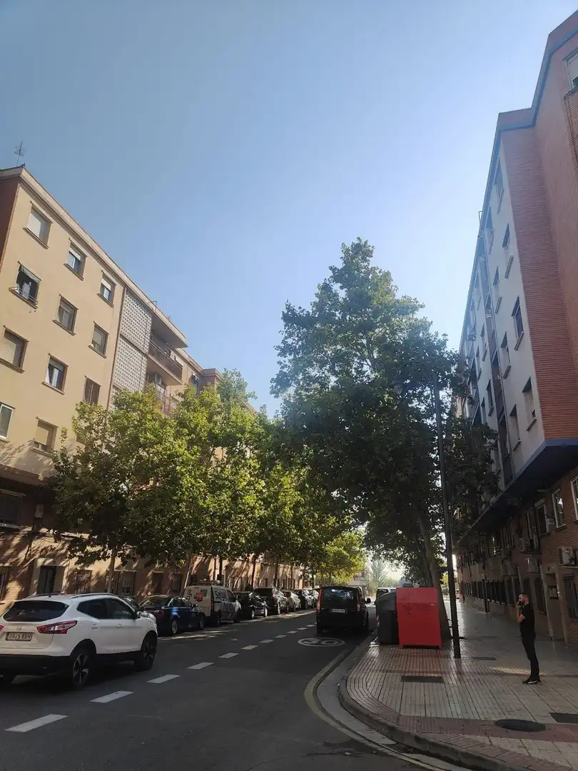 Exterior view of Flat for sale in Zaragoza