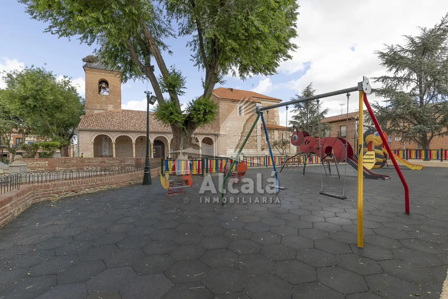 Aparcament de Nau industrial en venda en Alovera