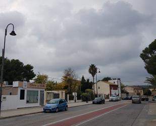 Vista exterior de Casa o xalet en venda en Alborache amb Terrassa i Traster