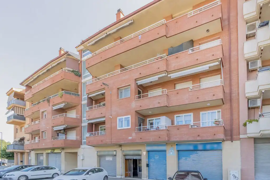 Gewerbefläche zum Verkauf in Av Francesc Macià