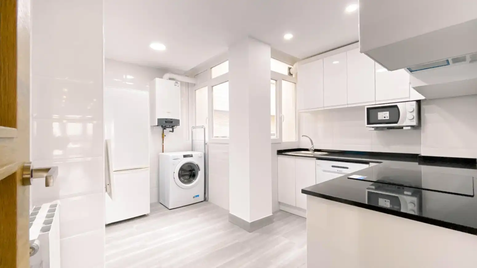 Appartement avec terrasse à louer à Castilla - Hermida, imagen 24