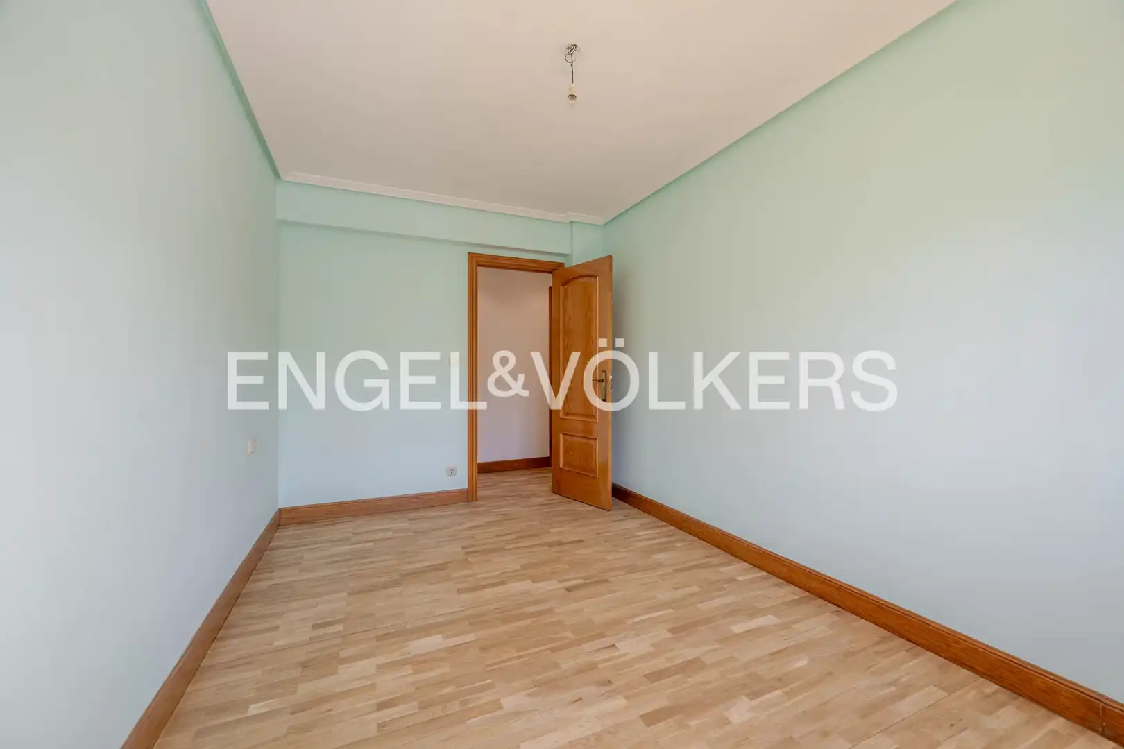 Habitación de Piso en venta en Hernani con Calefacción y Balcón