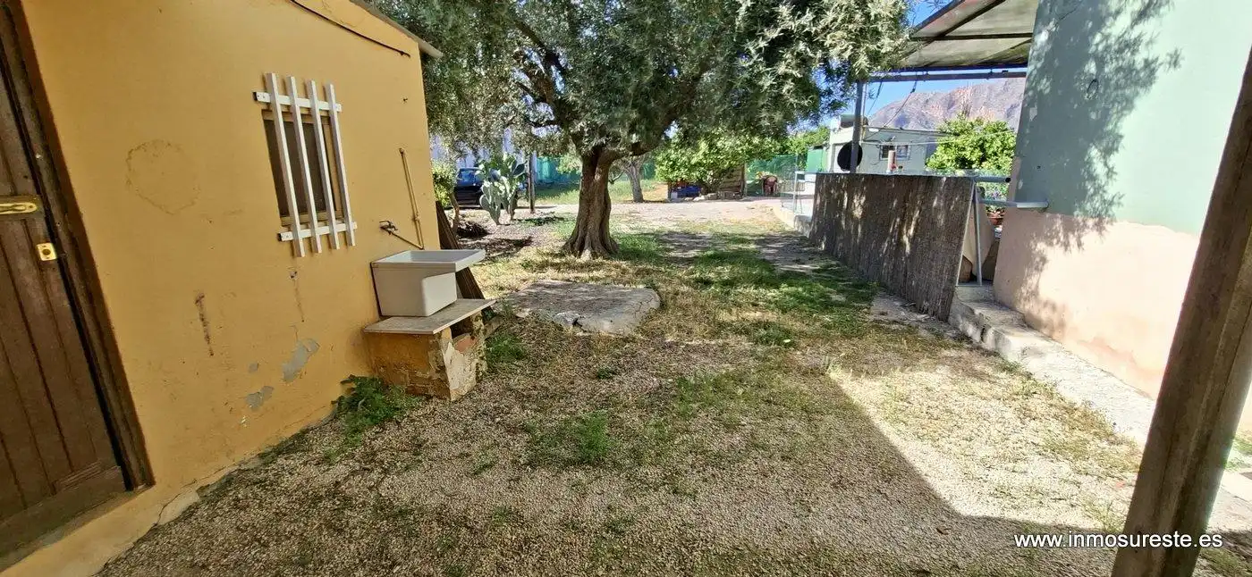 Finca rústica en venta en Orihuela