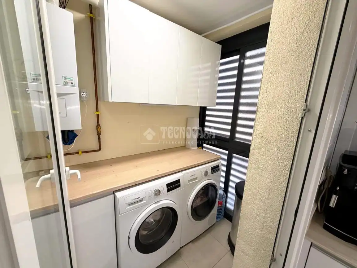 Flat for sale in Madrid  with Air Conditioner, Heating and Terrace