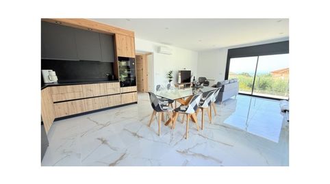 VILLA REFORMADA CON PISCINA Y LICENCIA TURÍSTICA, imatge 4