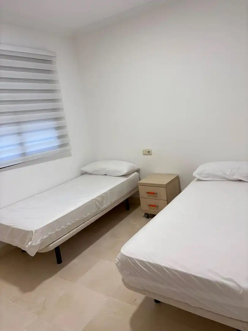 Schlafzimmer von Wohnung zur Miete in Motril mit Klimaanlage, Heizung und Möbliert